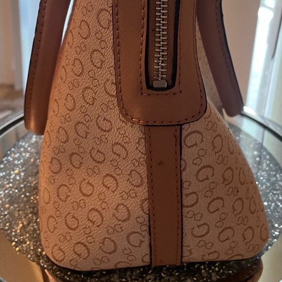 **SOLD** GUESS ALMA-style Bowler Carryall Bag - Picture 10 of 10